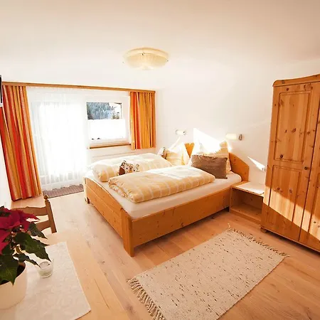 Vierthaler Bed & Breakfast