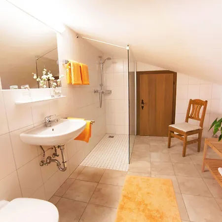 Vierthaler 3*