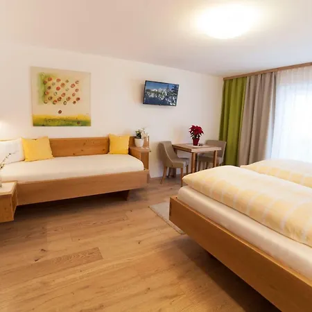 Vierthaler Bed & Breakfast 3*